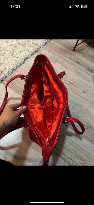 Poseta piele naturala