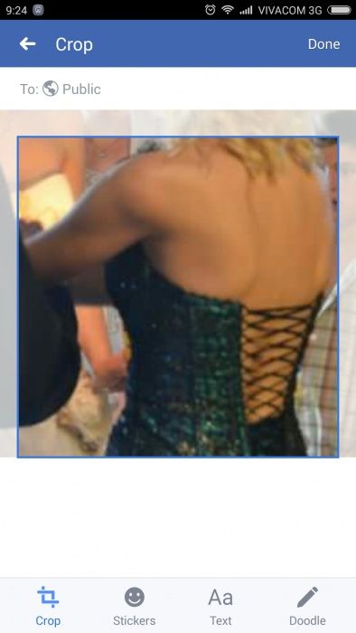 Продавам Официална рокля с корсет