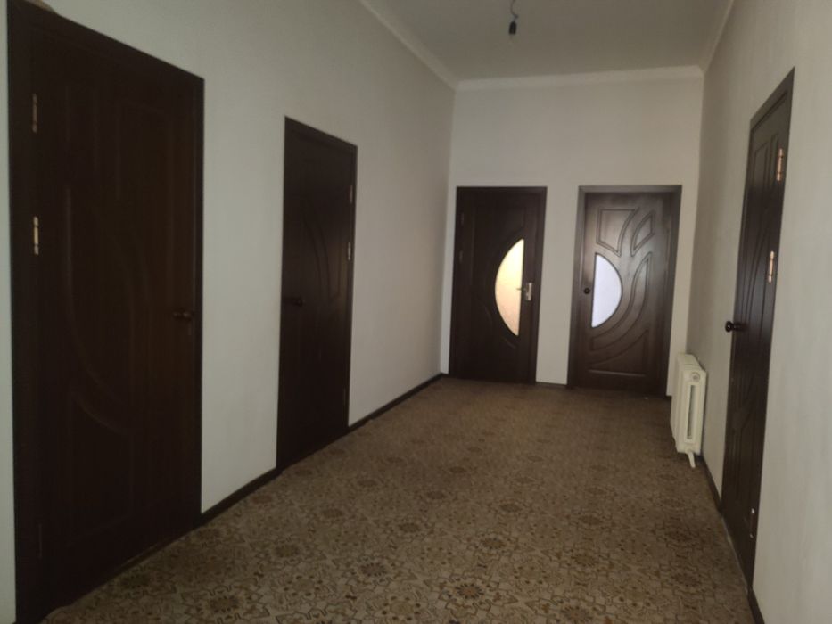 Уй сотилади. 6 сотих.