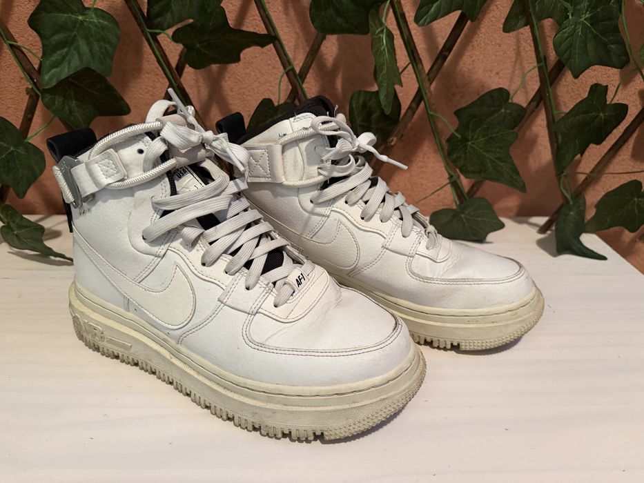 Дамски зимни кецове Nike