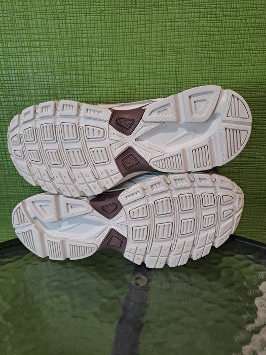 Adidași Nike Initiator Damă, Mărimea 38, Noi - Alb/Argintiu