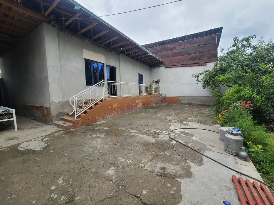 Ховли уй сотилади! Срочно!