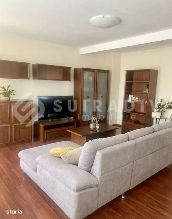 Apartament spatios cu 3 camere, pe două niveluri | Parcare | Europa — fotografia 3