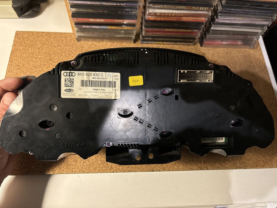 Ceasuri bord Audi A4 B8 in stare perfecta, impecabile