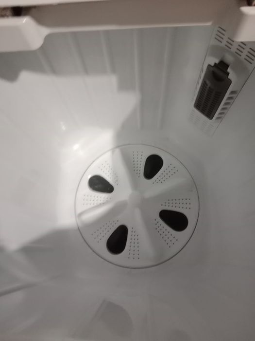 Продам стиральную машинку