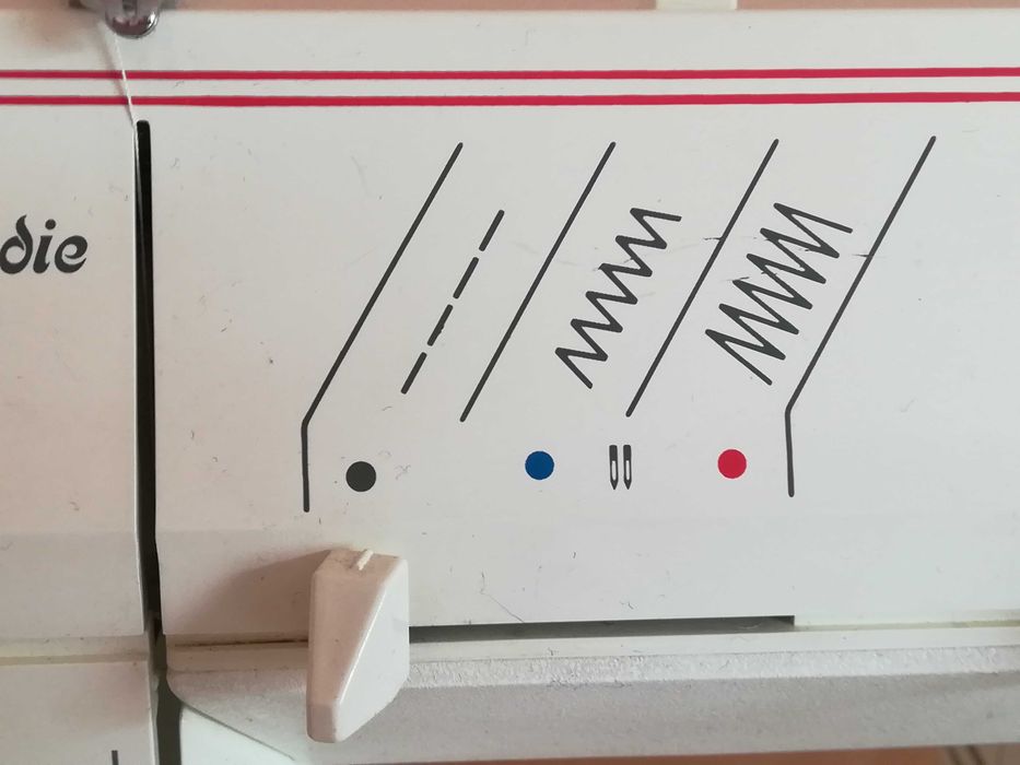 НОВА Шевна машина SINGER, електрическа, от Бразилия