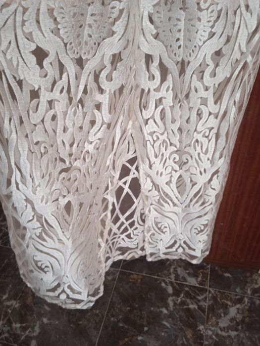 Вечернее платье в пол на высокую девушку