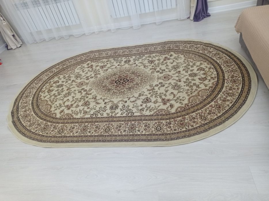 Продам ковёр 2×3