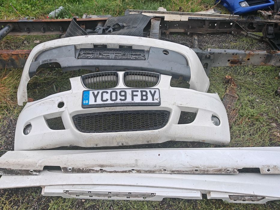 Bara fata bmw e90  e87 si e60 e92 e93