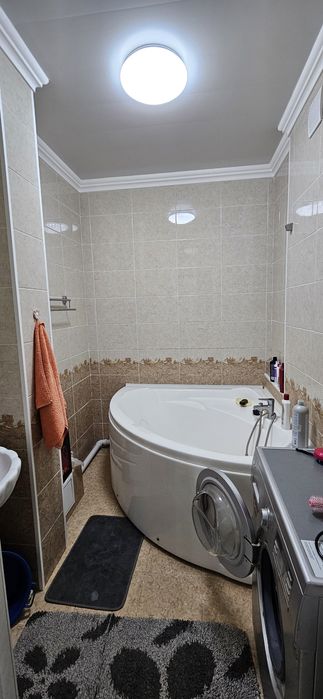 Продам квартиру 4-х комнатный