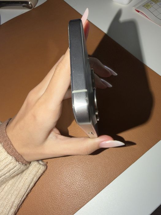 Iphone 15 Pro Titanium - 256 GB