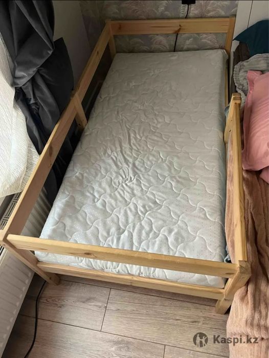 Продам детскую кровать