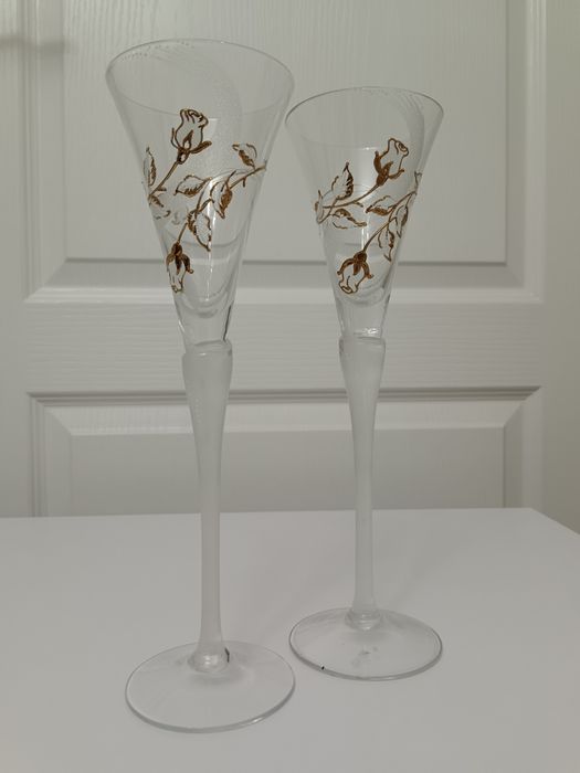 Сватбени чаши ръчно рисувани