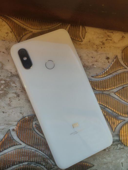 Xiaomi Mi 8 128gb
