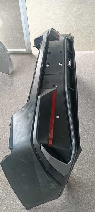 Бампер задний Hyundai Elantra