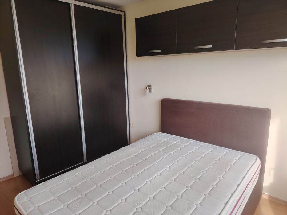 Дава се под наем Двустаен апартамент в Варна, Цветен квартал - 60 кв.м за 433.5 € - Снимка #2