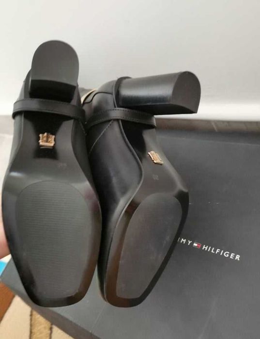 Дамски ботуши Tommy Hilfiger