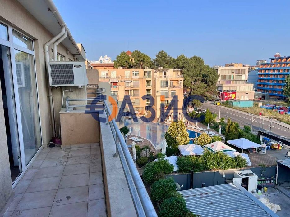 Продава се Едностаен апартамент в к.к. Слънчев бряг - 47 кв.м за 1341 €/кв.м - Снимка #13