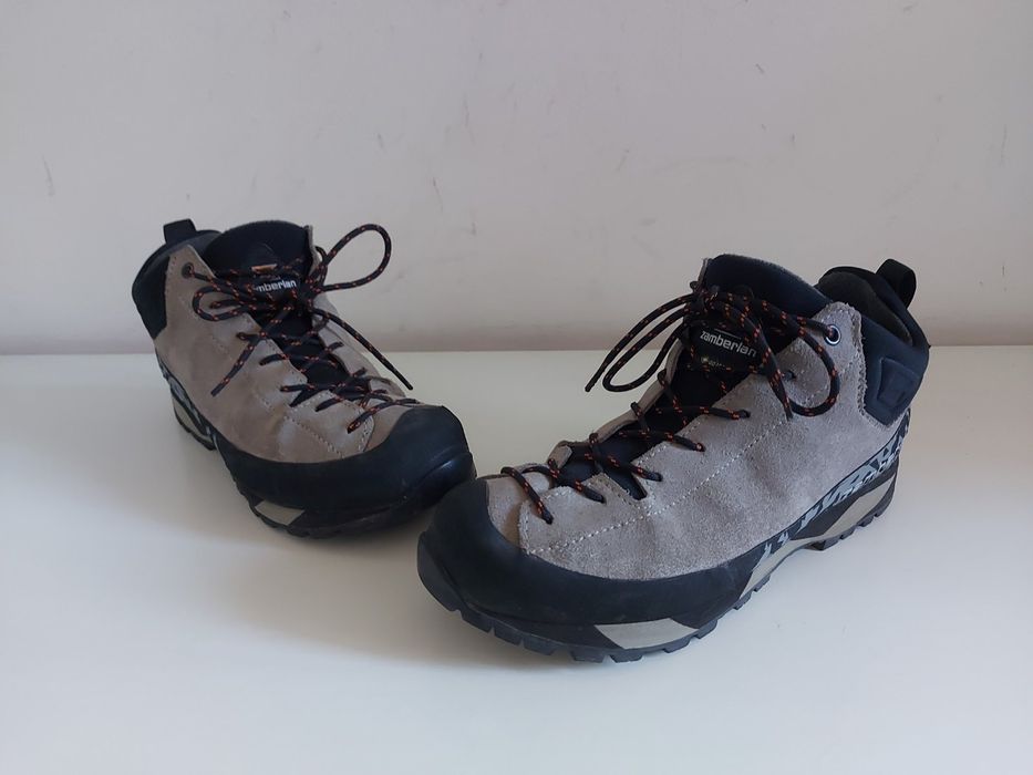 Zamberlan 39 номер стелка 25 см.Gore-tex.Vibram подметка.Катерене