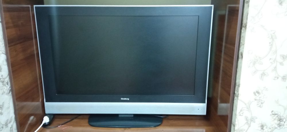 Телевизор Elenberg
