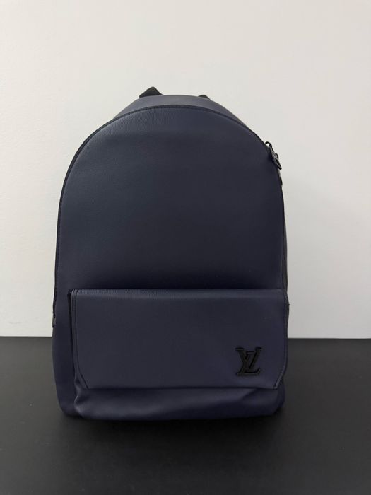 Ghiozdan Louis Vuitton LV calitate deosebita nou ideal ptr cei ce au grija sa se poarte si sa arate impecabil cadou scoala rucsac geanta umar borseta