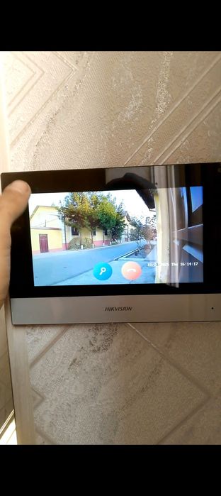 O'rnatib berishi bilan IP Damafon Hikvision  zamon talablariga javop b