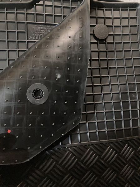 Гумени стелки или багажник DACIA LOGAN комби Логан от 2013 до 2020г