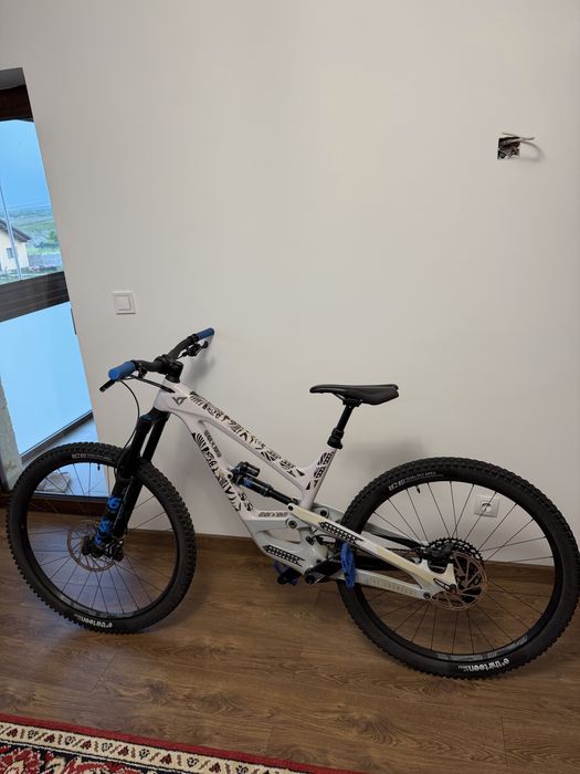 Vand bicicleta YT Capra