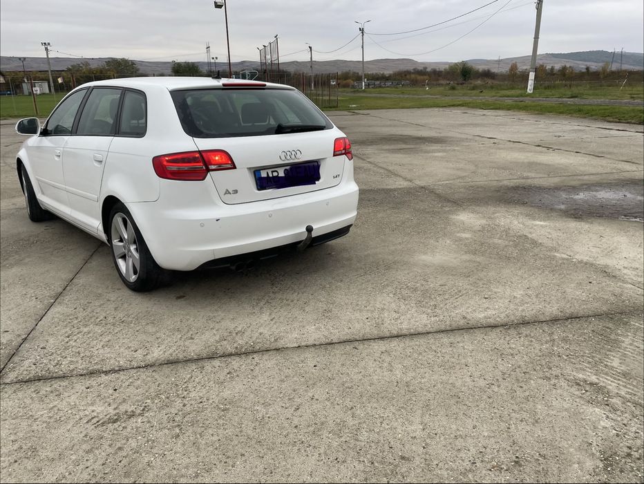 AUDI A3 Sportback 2010 — imagine 3