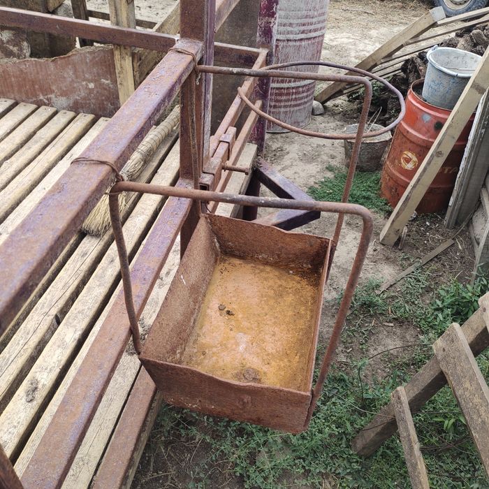 Тапчан для баранов. Қой қора сатылады