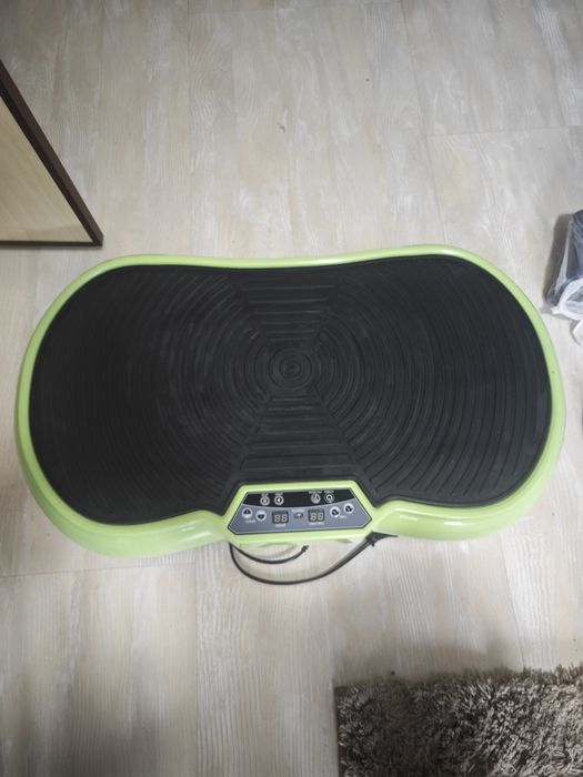 Aparat de vibromasaj
