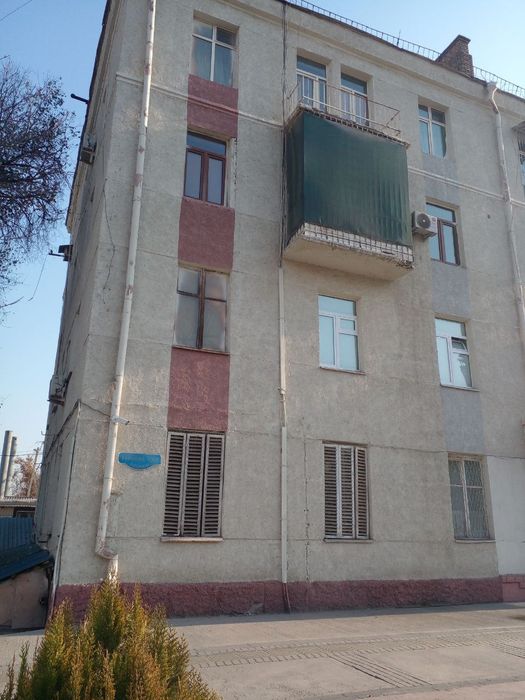 Срочно продается 2х ком квартира. Своя.