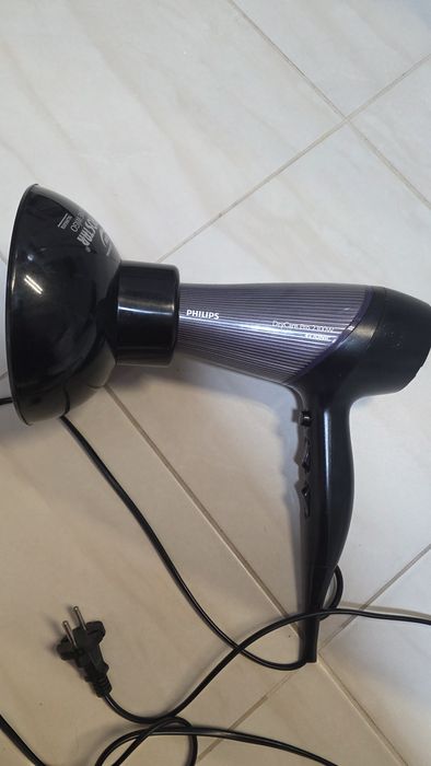 Сешоар Philips DryCare Pro 2300W 4x Ionic с дифузер.