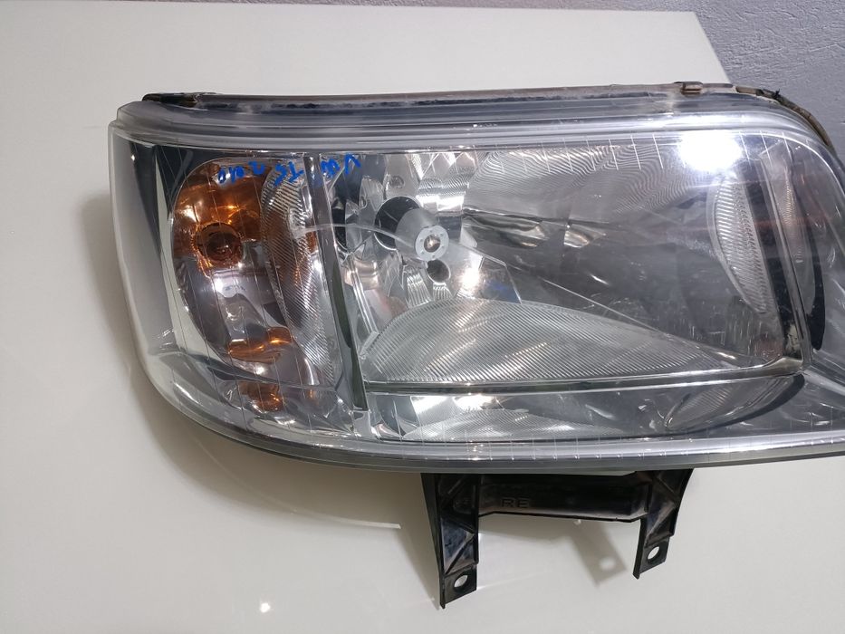 Far dreapta Volkswagen T5 2010