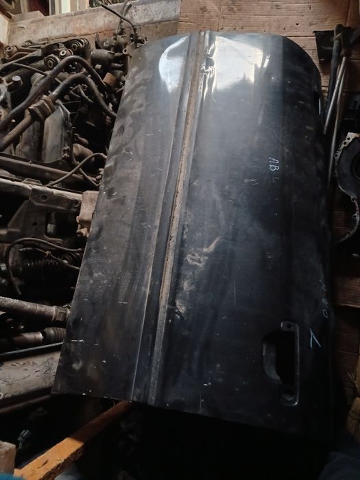 Дверь Ауди В4 привозная