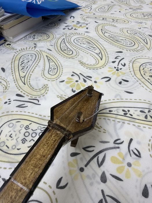 Срочно продам домбыру.