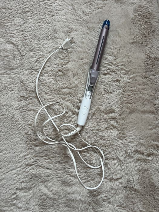 Ondulator Rowenta Premium Care cu abur