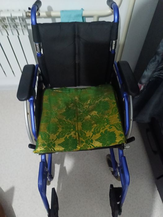 Инвалидная коляска