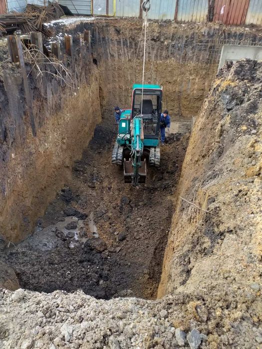 Услуги с  мини багер 3.5т, бобкат, самосвал с кран