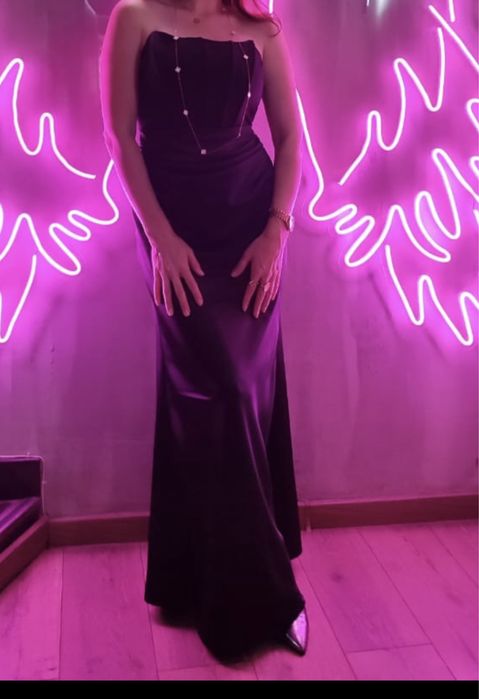 Вечернее платья стилтная