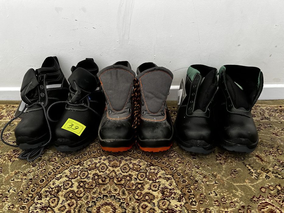 Продается ботинки зимние 38,39 размера