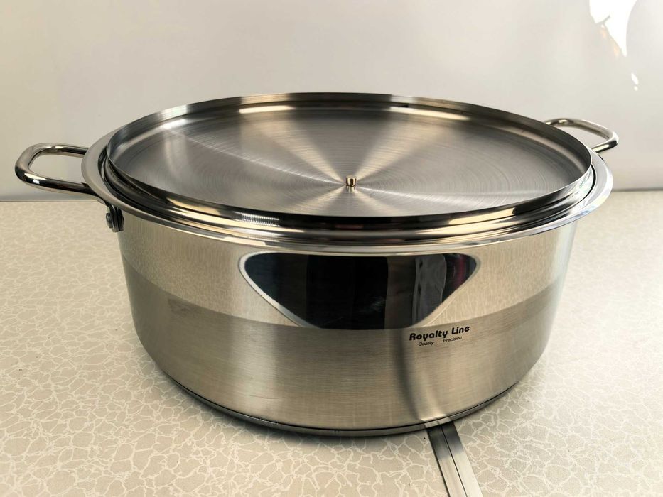 Cratita inox 38x15 cm 17 litri cu capac metal 290 lei