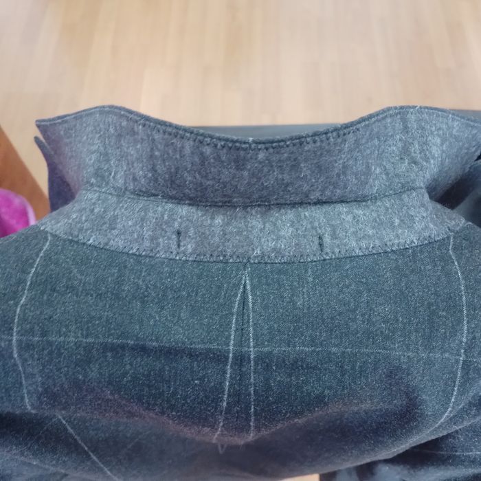 Costum barbatesc Hugo Boss