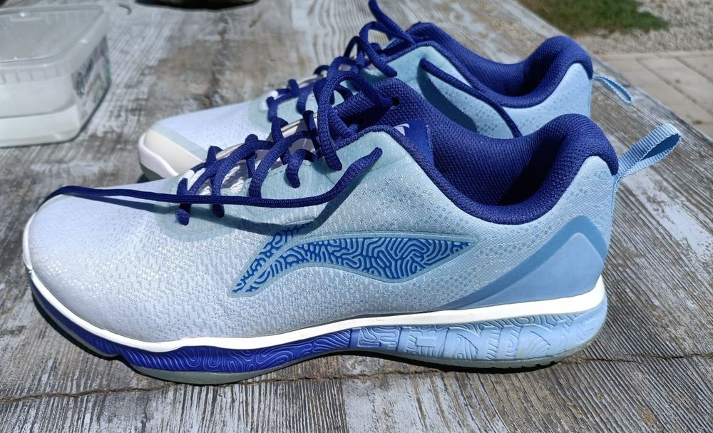 Li Ning marimea 42 1/3