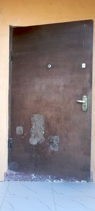 Есіктер сатылады
