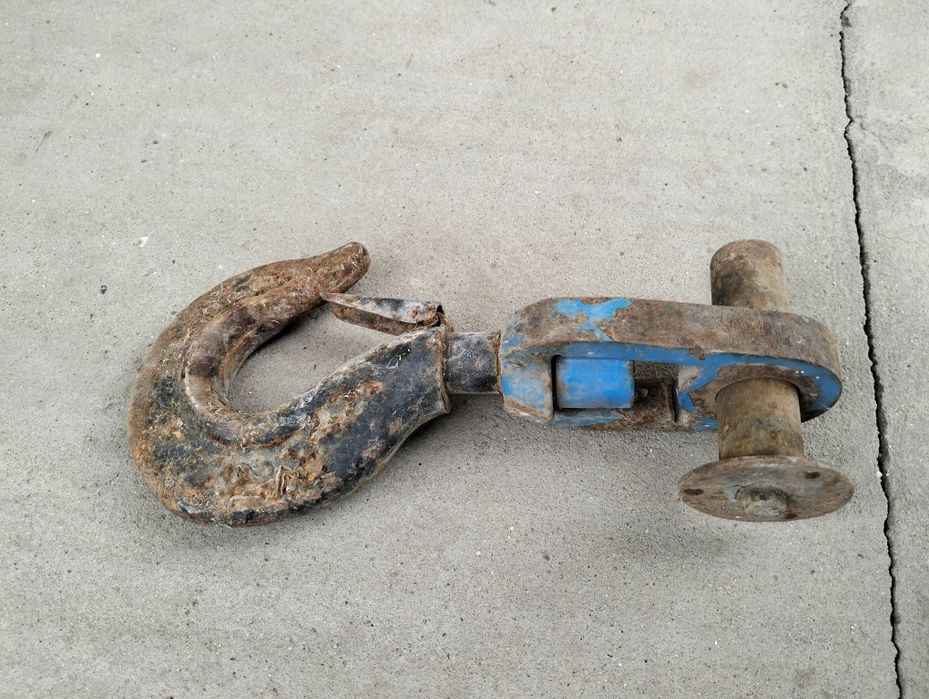 Продам крюк на манипулятор