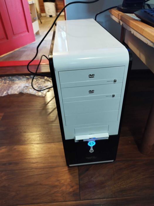 Настолен Компютър PC