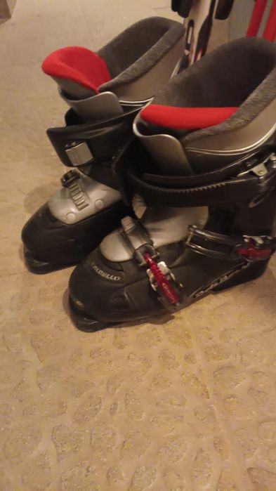 Детски ски, щеки и обувки