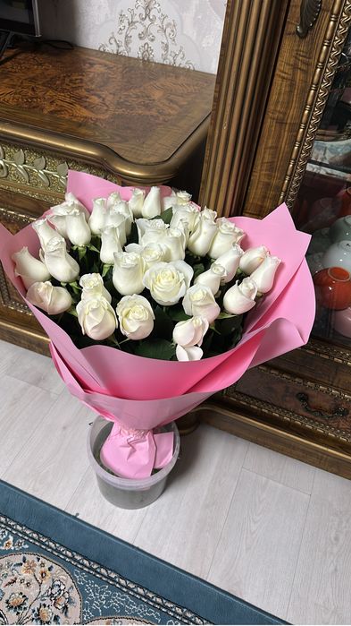 Продам цветы по дешевой цене  розы 20 к