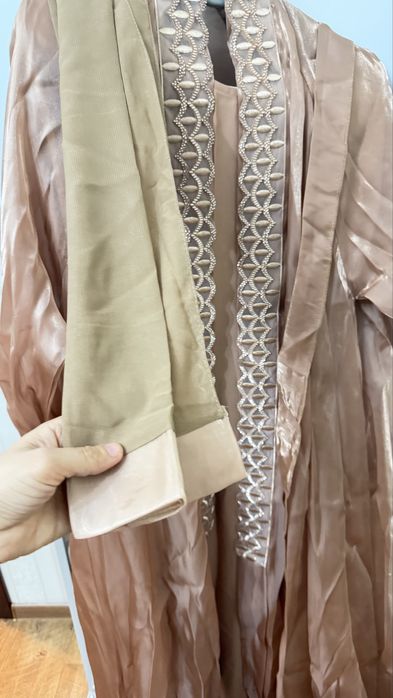 Продаю абая из органзы